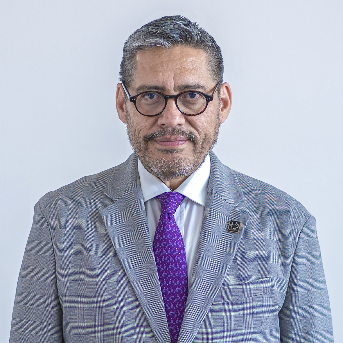 Dr. Luis Armando González Placencia